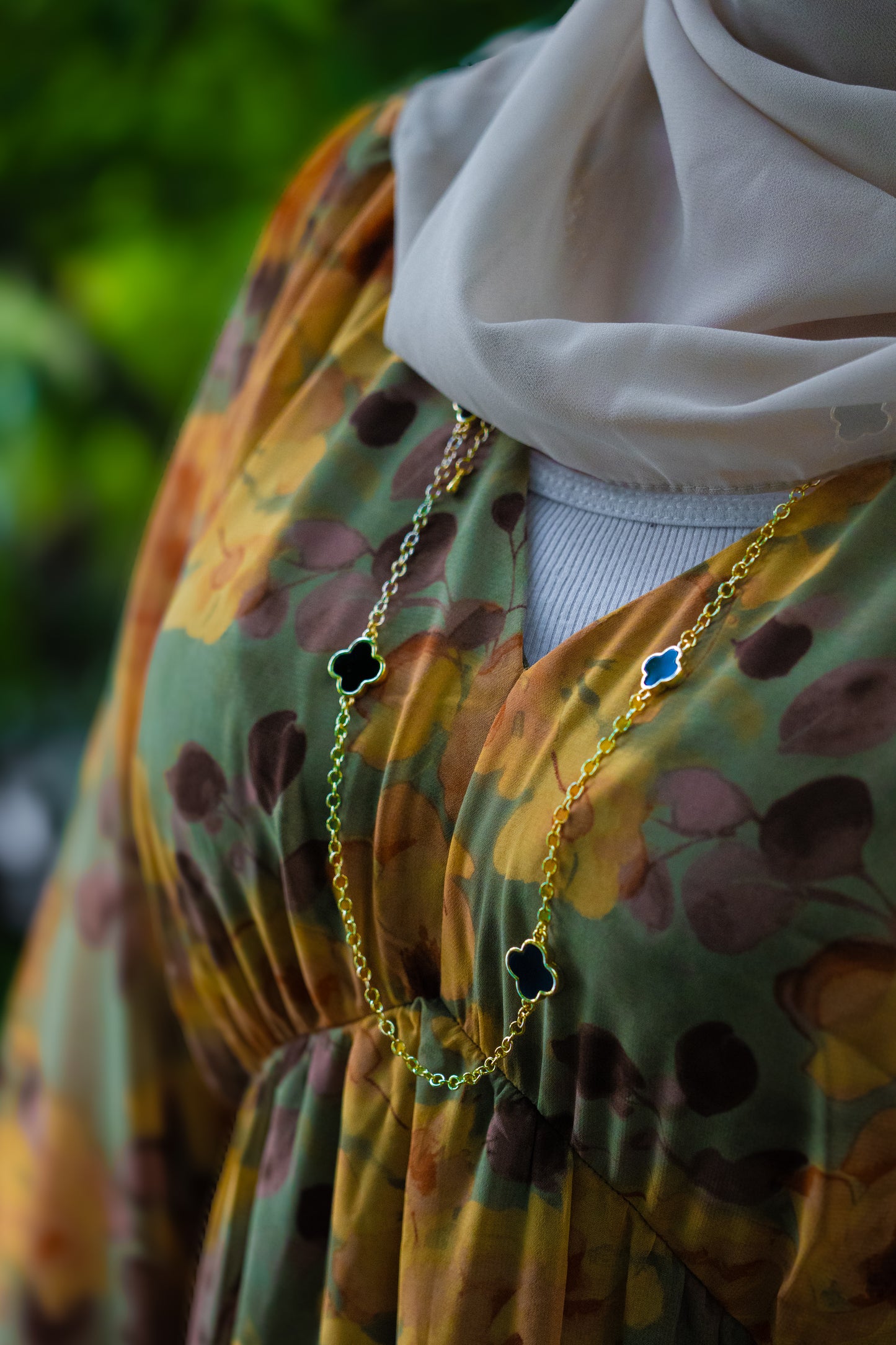 El-Muntaha Noir Necklace
